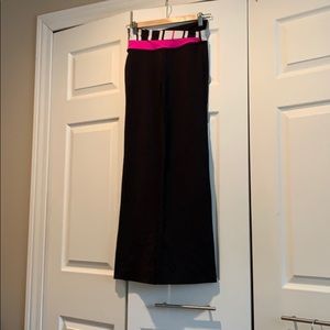 Lululemon yoga pants with bootleg